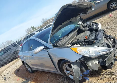 2013 Hyundai Sonata Limited z USA, uszkodzony, nr VIN 5NPEC4ACXDH625771